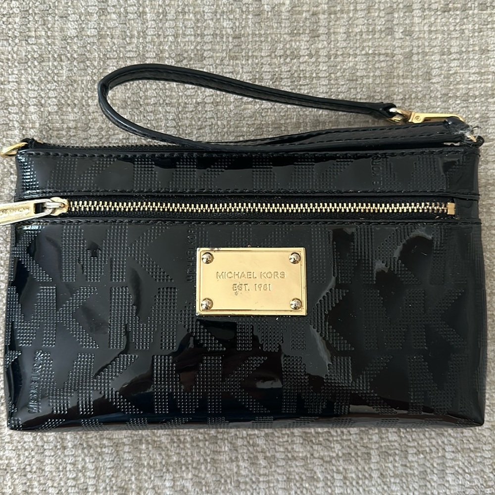 Michael Kors black patent wristlet